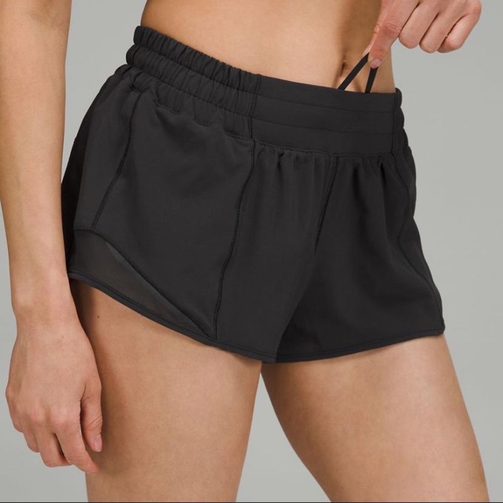 Lululemon black hotty hot shorts